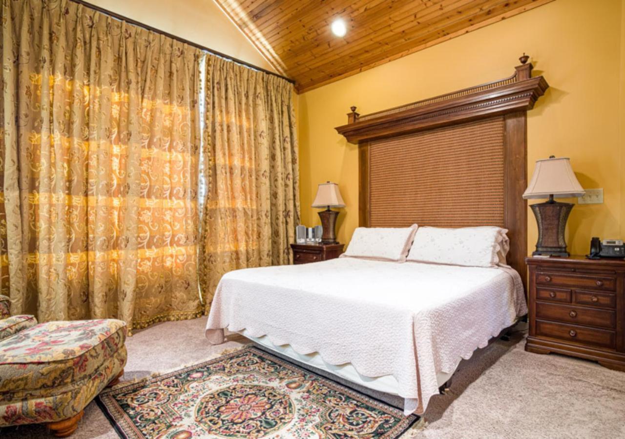 Whitestone Country Inn Kingston Екстериор снимка