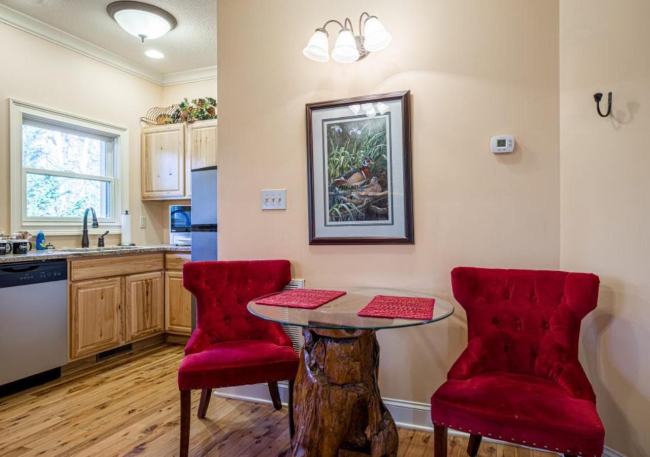Whitestone Country Inn Kingston Екстериор снимка