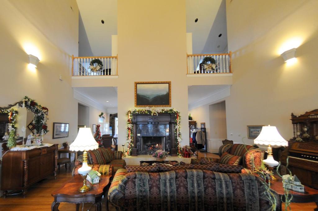 Whitestone Country Inn Kingston Екстериор снимка